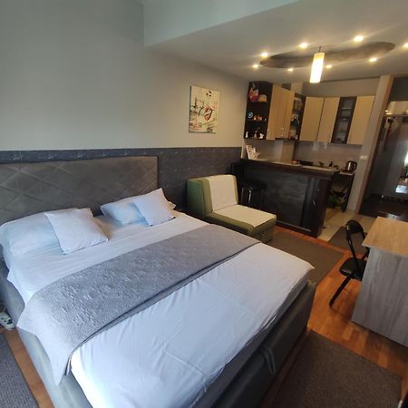 Pg Apartment Podgorica Eksteriør billede